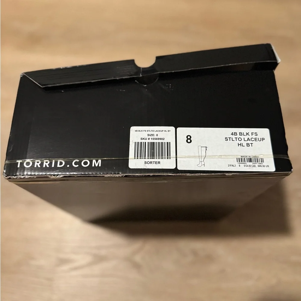Torrid Elegant Black Knee-High Women's Boots